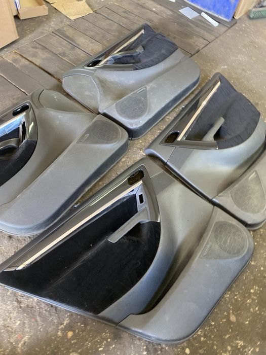 Boczki C4 Picasso Grand Tapicerka roletki Komplet