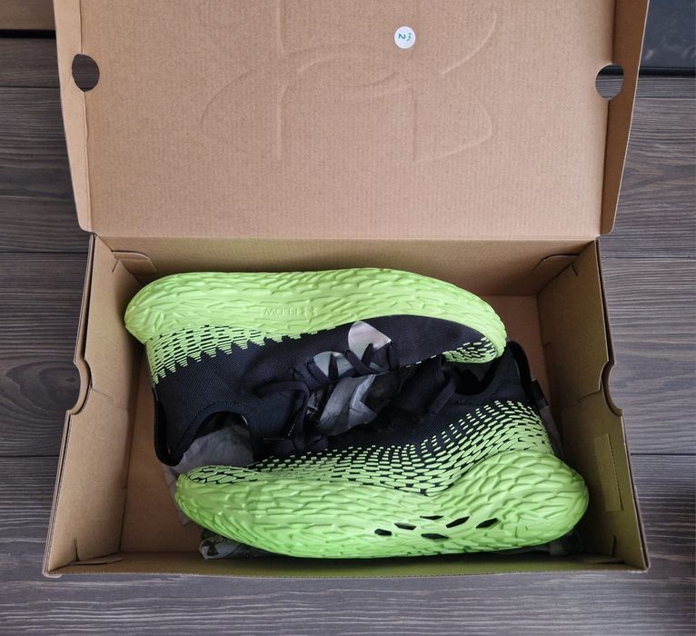 Under Armour FUTR X Elite roz. 45