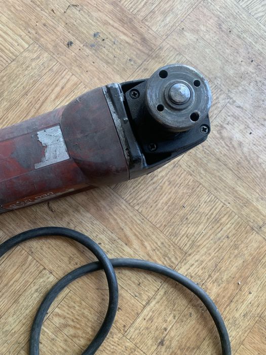 Hilti Deg 125D uszkodzona