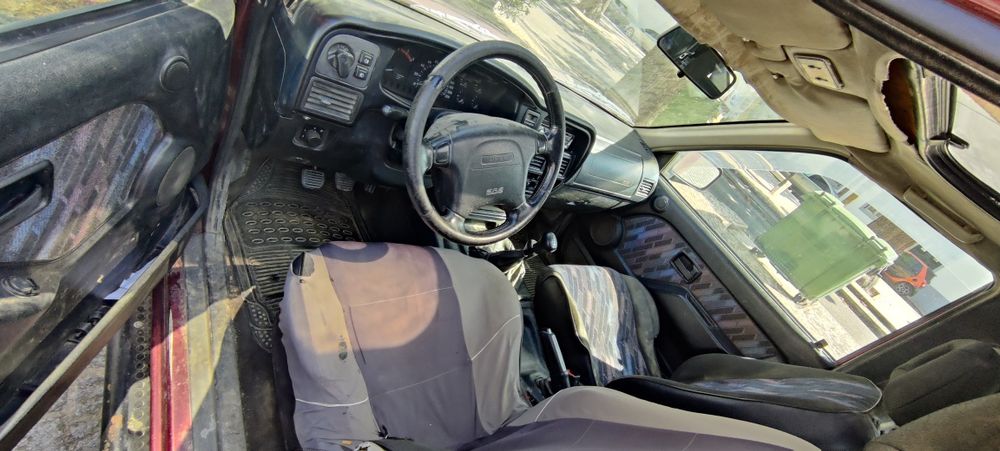 Opel Frontera Sport 2.5L Gasóleo 4x4 Vermelho