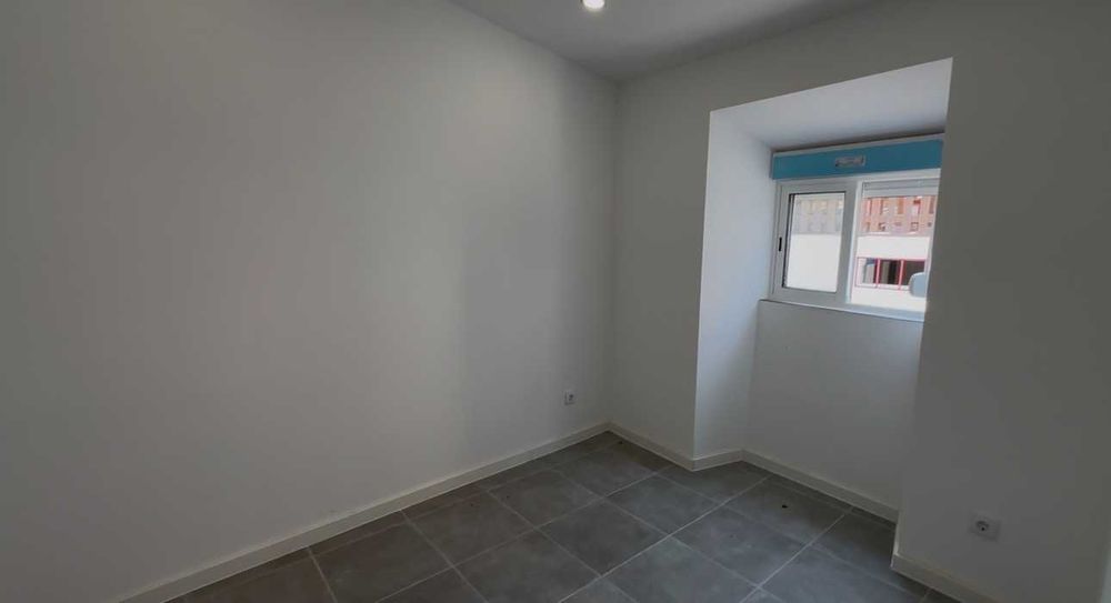 Excelente oportunidade em Couço, Coruche — Três moradias T2 (duas remodeladas) — 150.000€ negociáveis