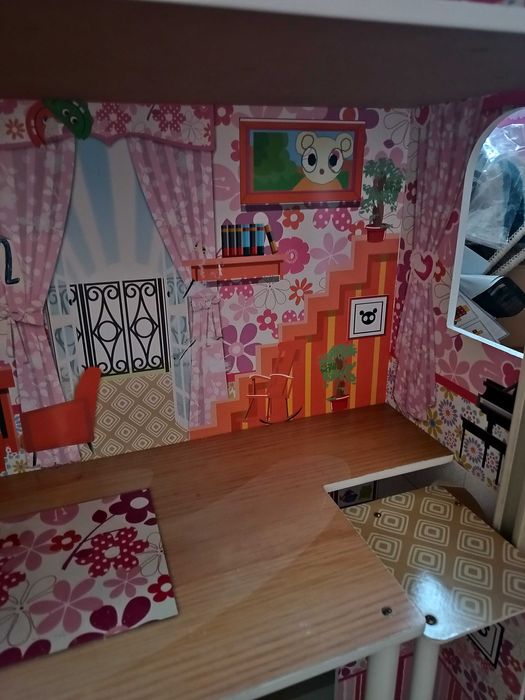 Duży domek dla lalek