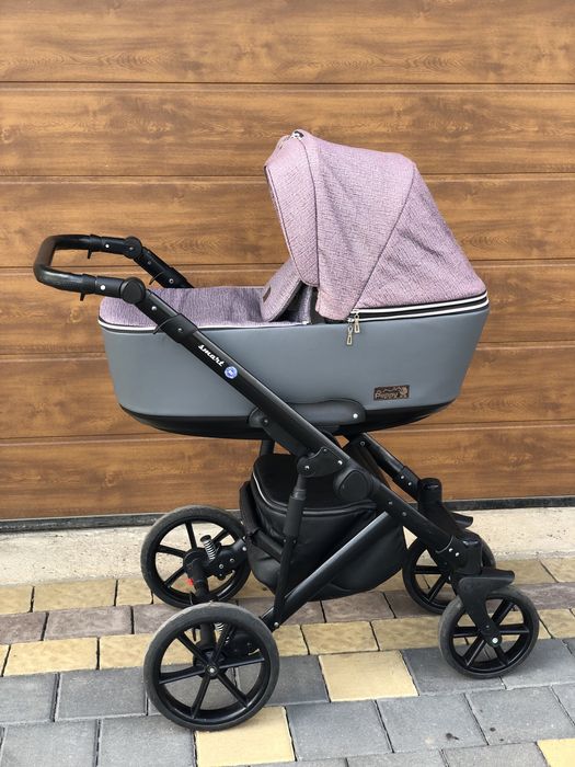 Дитячий візочок  PEPPY 3 в 1