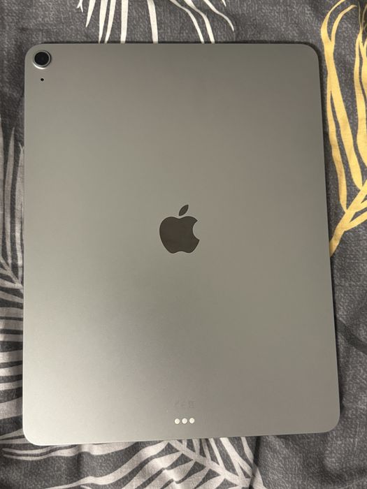 Tablet APPLE iPad Air 13" 7 gen. 2025, 128 GB Wi-Fi Gwiezdna szarość