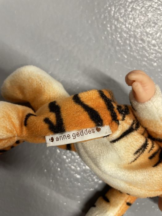 Anne Geddes kolekcjonerska lalka niemowle Baby Tiger tygrysek