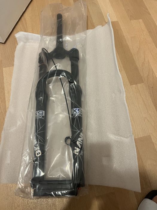 Продам велосипедний амортизатор на 29 колесо