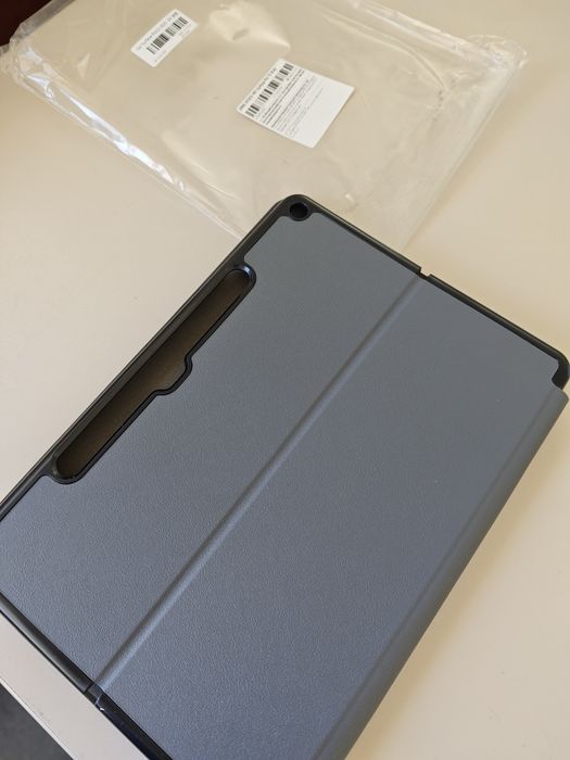 Capa Surface Pro 12 2025