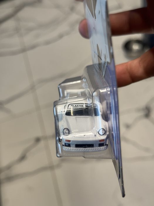 Hot Wheels Premium RWB Porsche 930 Silhouettes 911 Turbo