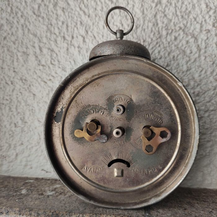 Peça muito antiga !!! relógio decoração retro - vitrinismo - montra
