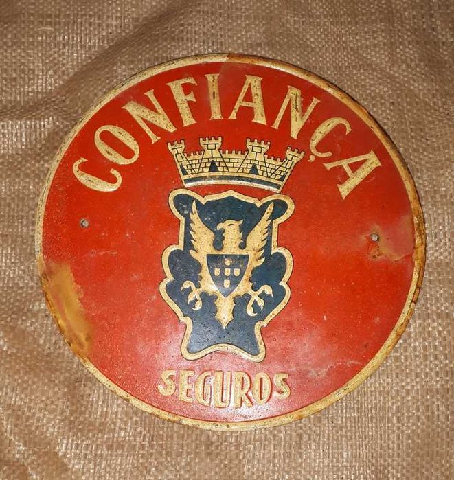 Chapas Antigas Companhia de Seguros Confiança e Atlas