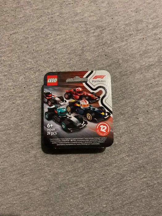 Lego minifigures F1 Sauber