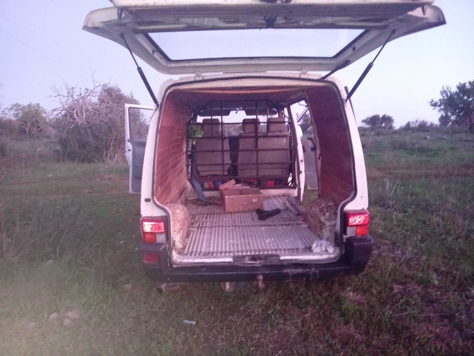 VW T4 2.4D  5 Cilindros