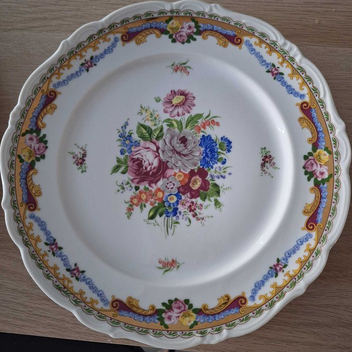Pratos Porcelana