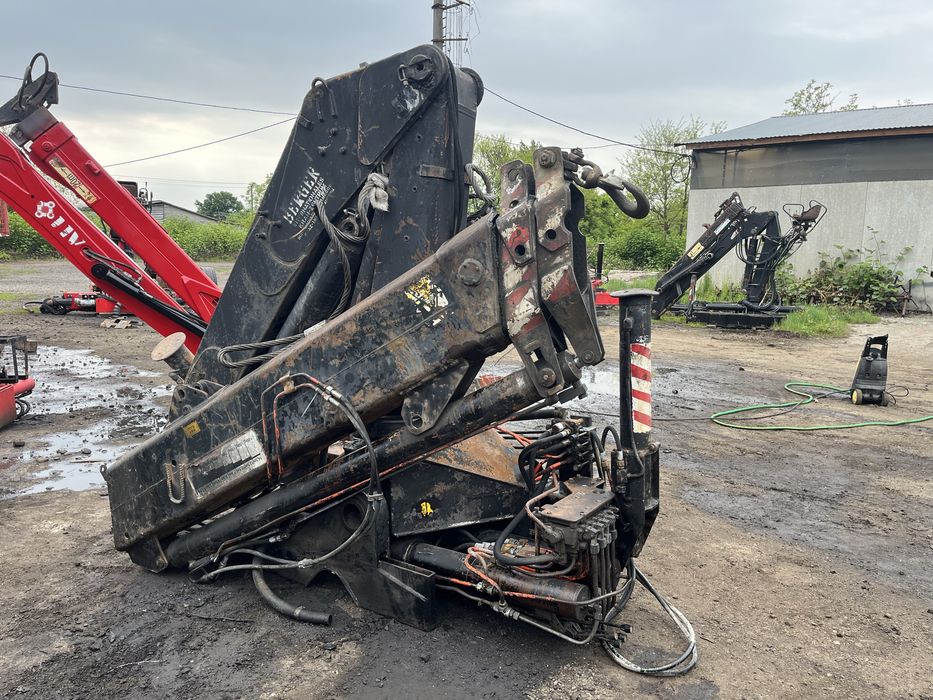 Коан маніпулятор Hiab 260    Palfinger Atlas Fassi Pm