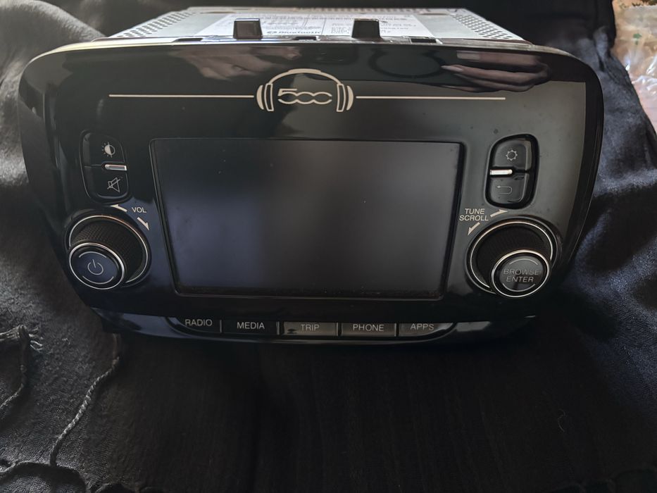 Rádio Fiat 500C