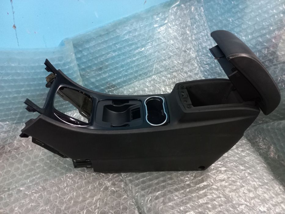 Podłokietnik galaxy s-max +USB +AUX +12V +DEKORY