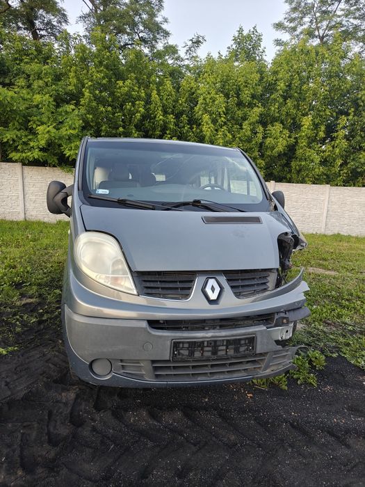 Renault Trafic 2.0dci 2011r