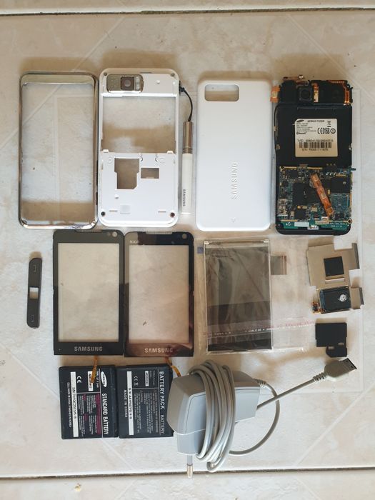 Telemóvel Samsung SGH-i900 16GB para peças, com 2 touch e display novo