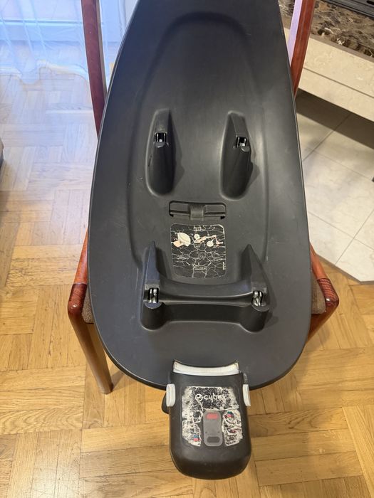 Cybex sirona M2 + baza