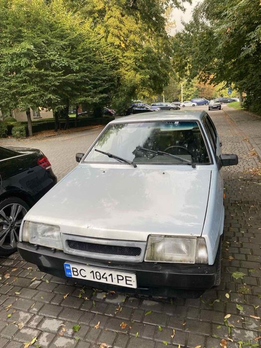 Продам машину ВАЗ 21099