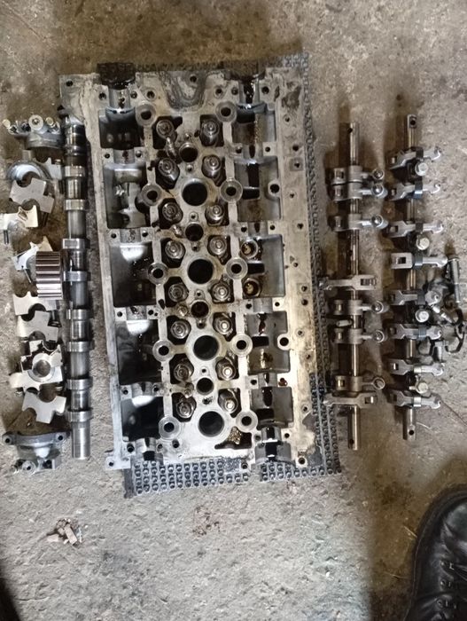 Головка Рено трафік 2,5