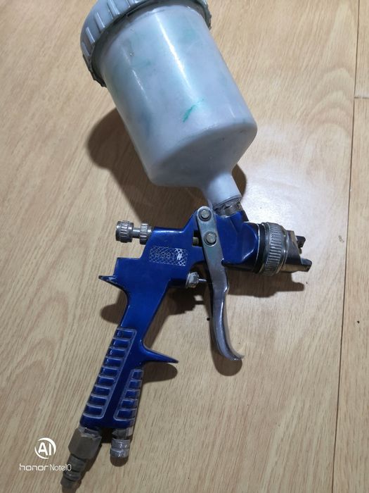 Краскопульт.        .