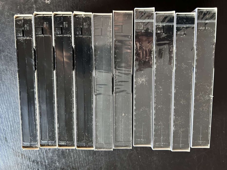 Видеокассеты новые.