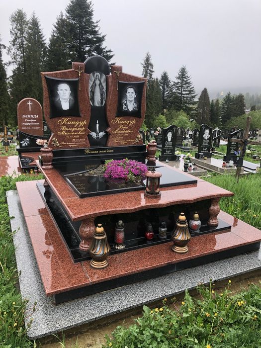 Памʼятники виробництво