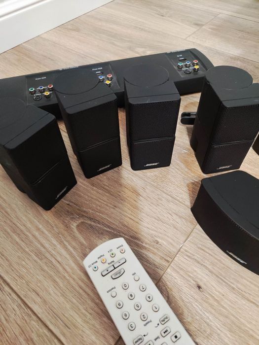 Kino domowe Bose AV48 Jevel Cube