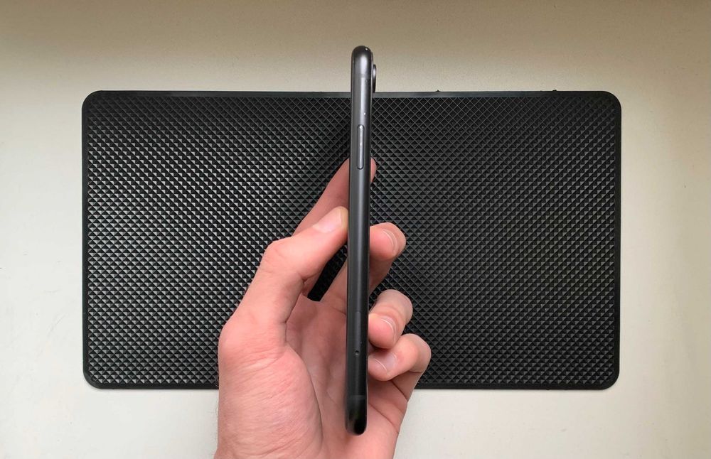 Почти новый - iPhone XR - 128 гб - 86% АКБ - BLACK - NEVERLOCK