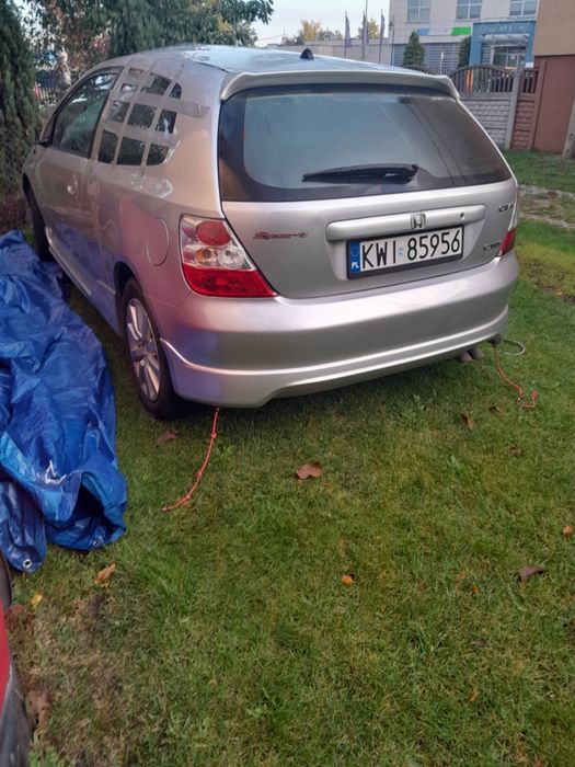 Honda Civic 1.7 CTDi 2005 – odpala, sprawna mechanicznie, po zderzeniu z łosiem