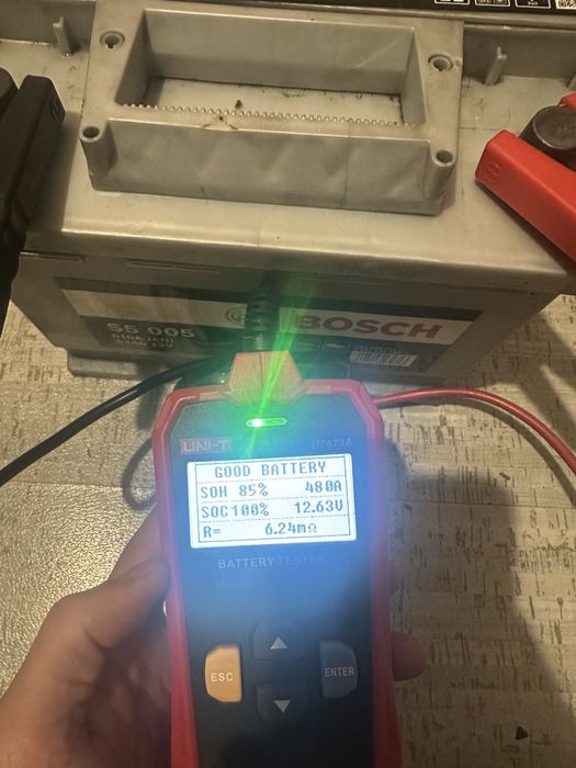 Аккумулятор Bosch 63Ah S5 005