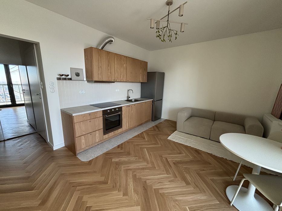 Nowe/ Łazienki/ Mokotów/ Wynajmę mieszkanie Polski Walczącej