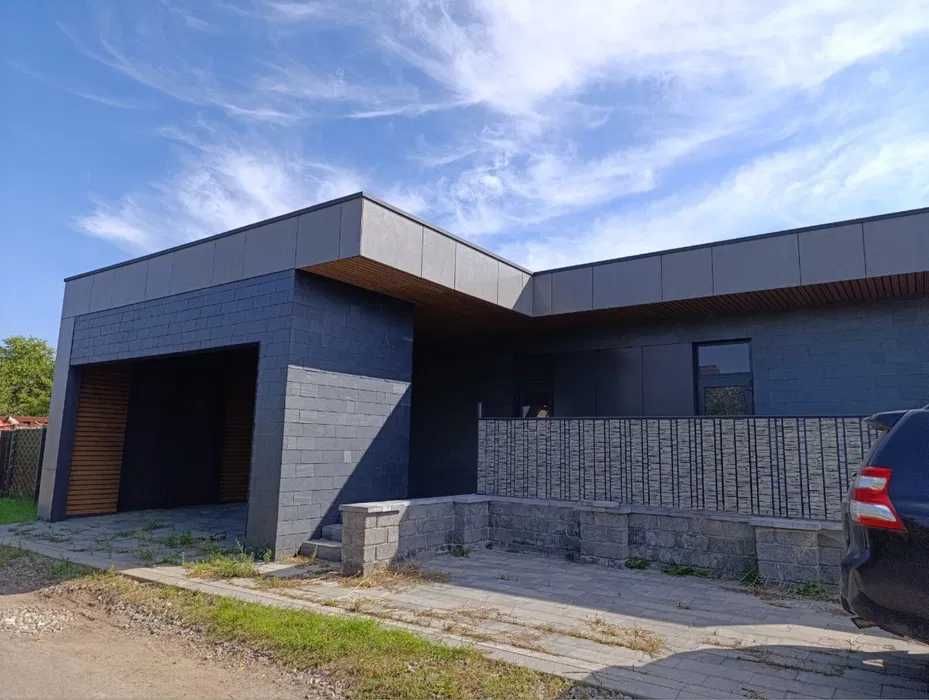 Продам ДОМ эксклюзивный КП ФЛОРИНКА ! Малая Даниловка!