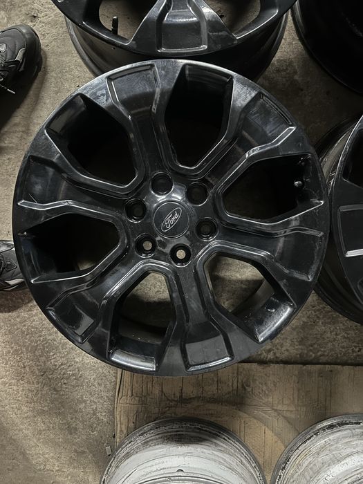 Диски на ford f-150 R20 6x135  колеса