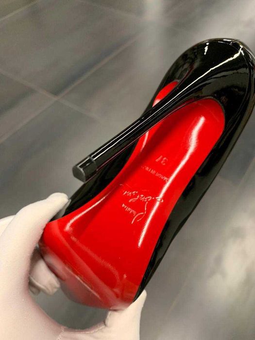 Черные туфли-лодочки Louboutin So Kate Лабутены 10 12 см чорні туфлі