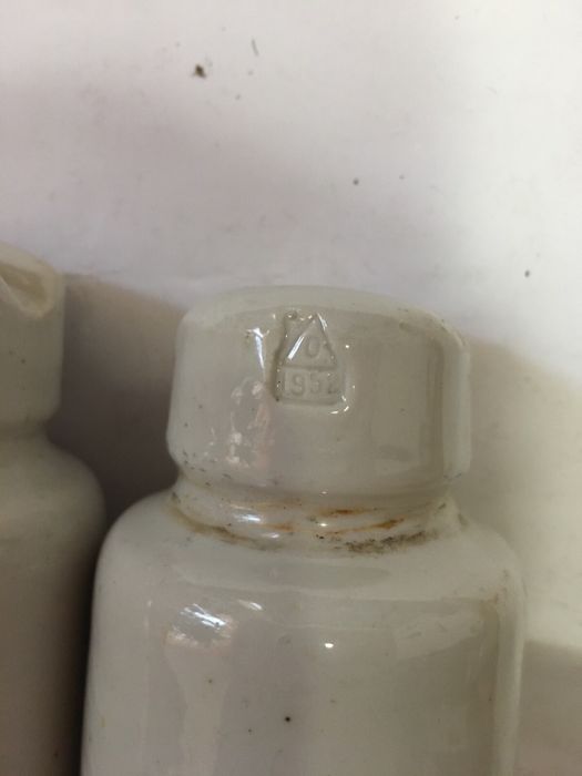 Фарфоровые изоляторы / штыревые керамические изоляторы / ізолятори