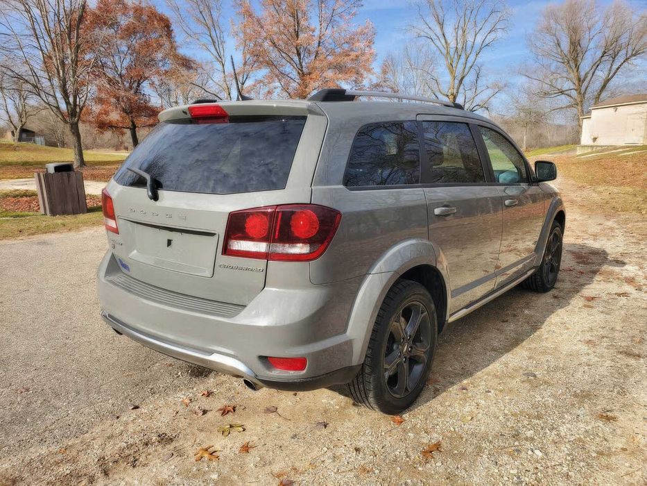 Dodge Journey Crossroad      2019
