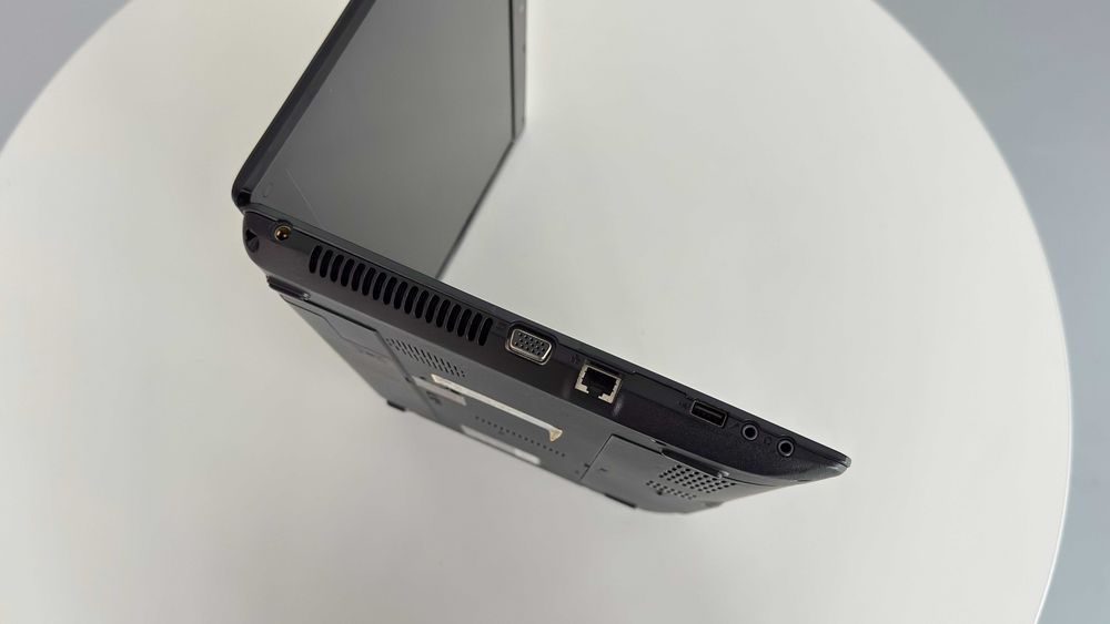 Portátil ACER Aspire 5333 - (Windows 10 Pro)