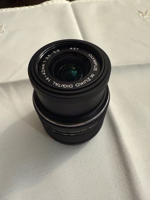 Olympus OM-D E-M10 Mark III