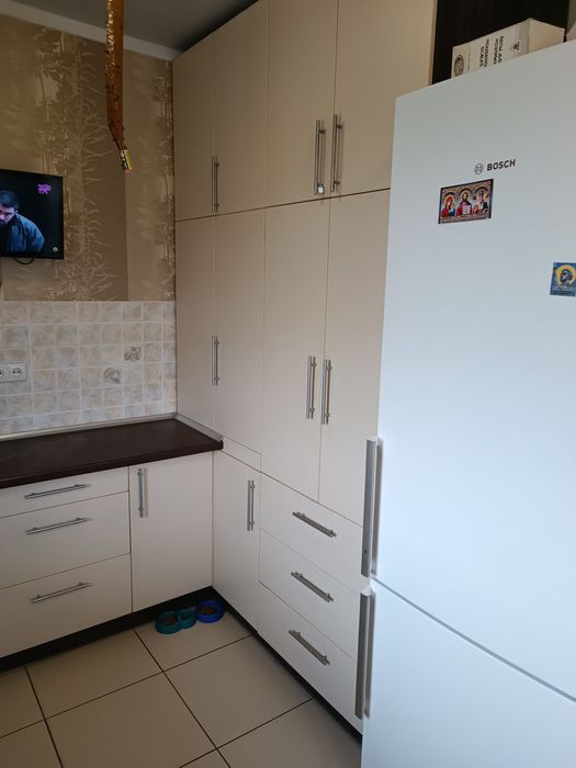 Продам добротний будинок