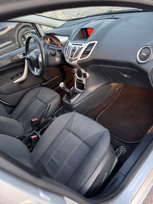 Ford Fiesta — fotografia 10