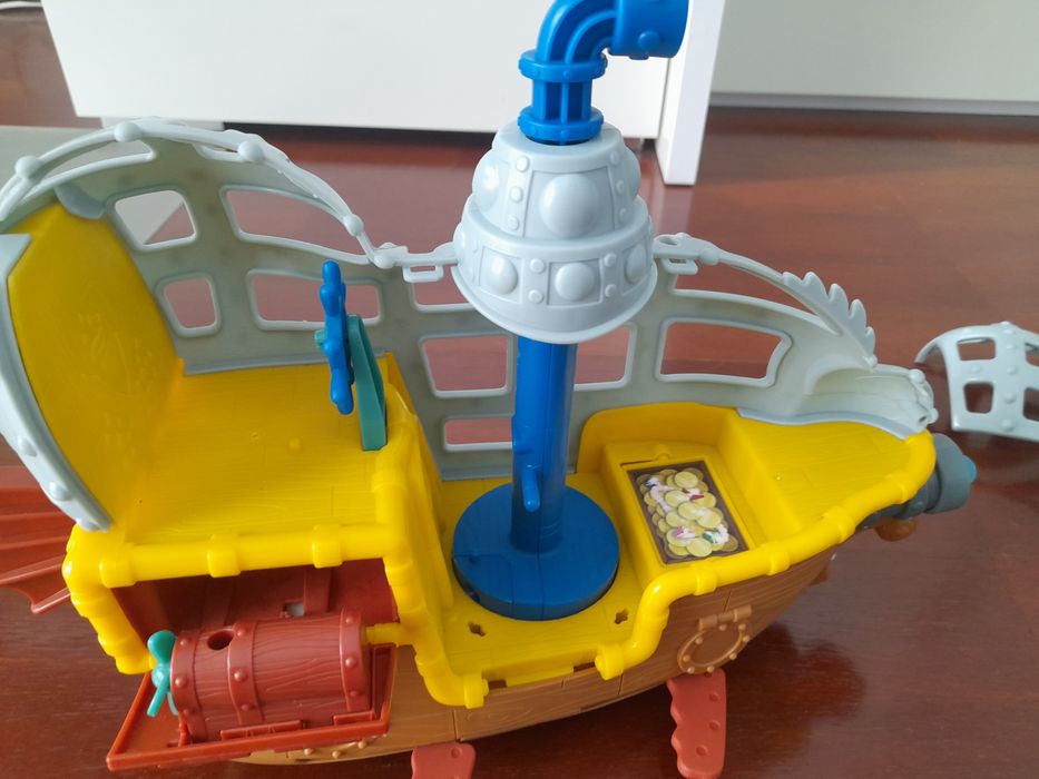 Brinquedo de Pirata oficial da Disney