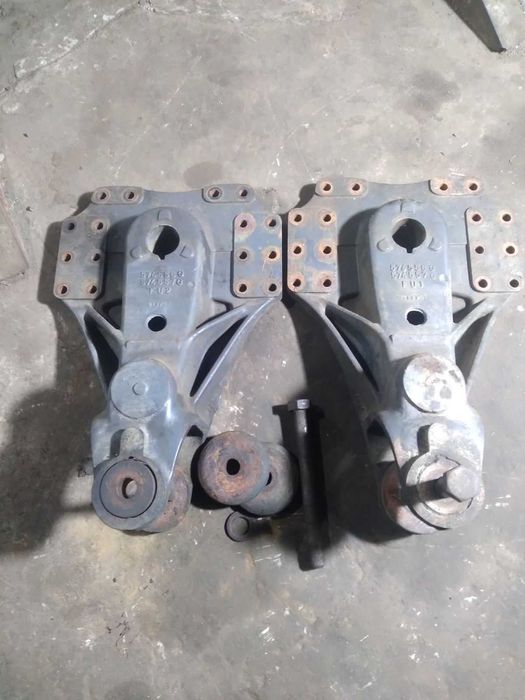 Кронштейн задней полурессоры Renault Premium/Magnum e-3/DXI e-5, VOLVO