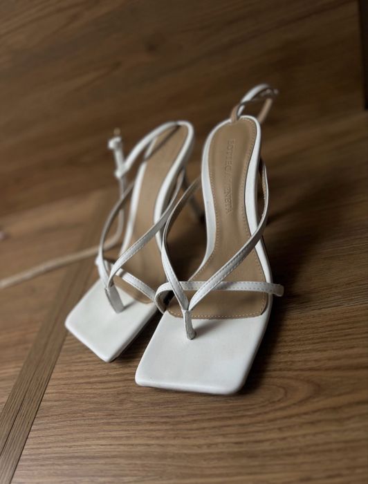 Продам босоніжки, Bottega Veneta, 35 розмір, шкіра, люкс якість!