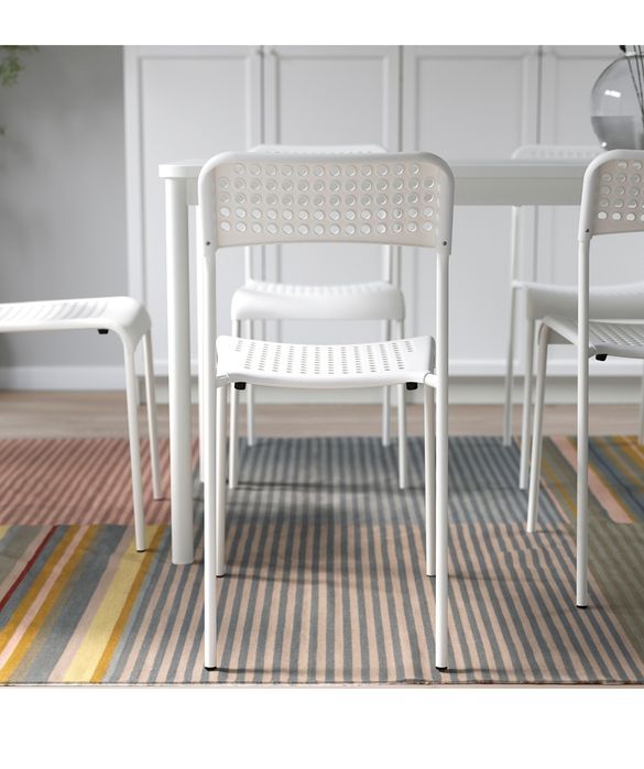 2 cadeiras refeição ou secretaria