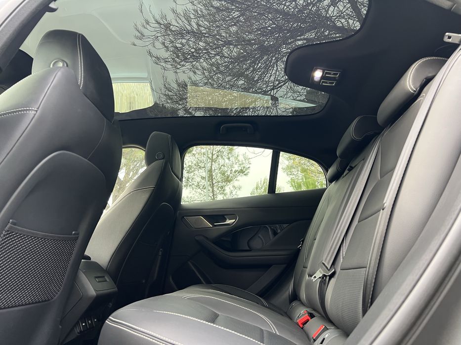 Jaguar i-Pace EV400 R-Dynamic HSE AWD | IVA dedutivel