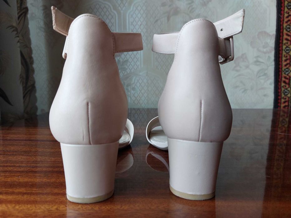 Босоножки Clarks Deva Mae