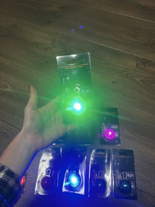 Лед підвіска  на нашийник ліхтарик маячок для домашніх тварин