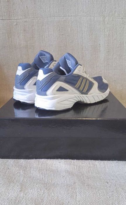 Жіночі кросівки Adidas 100% Оригінал, 40.5р